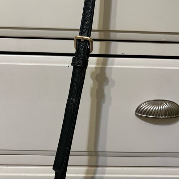 Kate Spade Black Quilted Crossbody Bag with Gold Zippers Long Strap - Picture 4 of 10